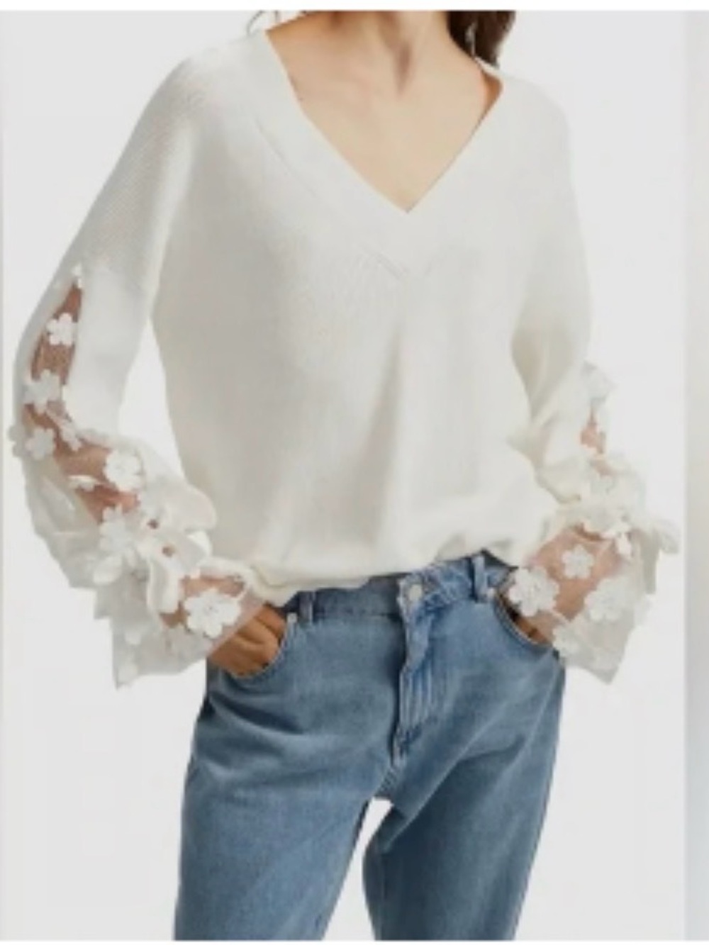 French Connection Winter White V-Neck Knit Sweater